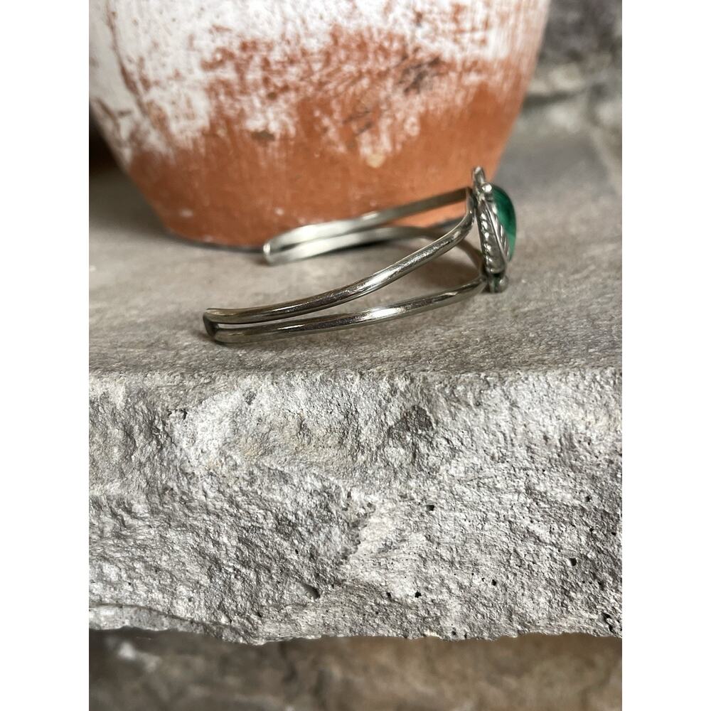 Navajo Malachite Cuff Bracelet Sterling Silver Green Flower Native Southwestern - Picture 6 of 12